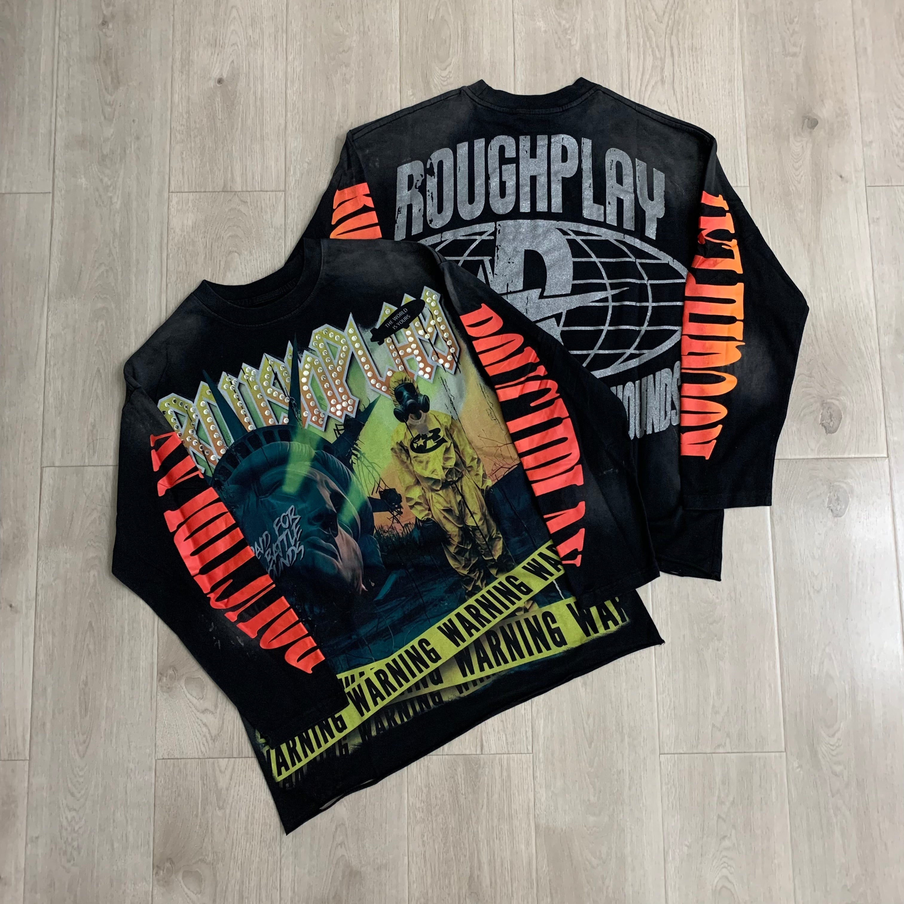 RoughPlay Warning Tape Statue Of Liberty Vintage Distressed Long Sleeve Tee