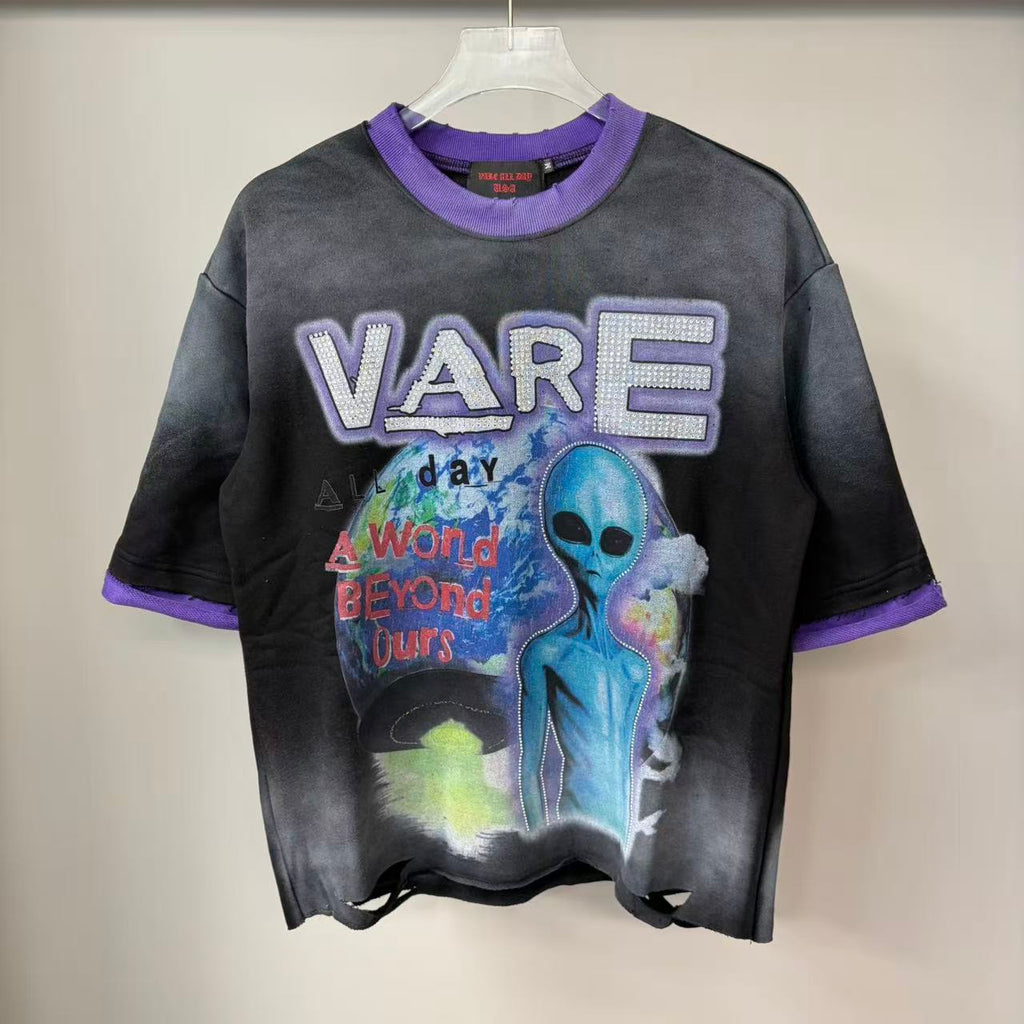 Vareallday Alien Sci‑Fi Cropped Ringer T‑Shirt