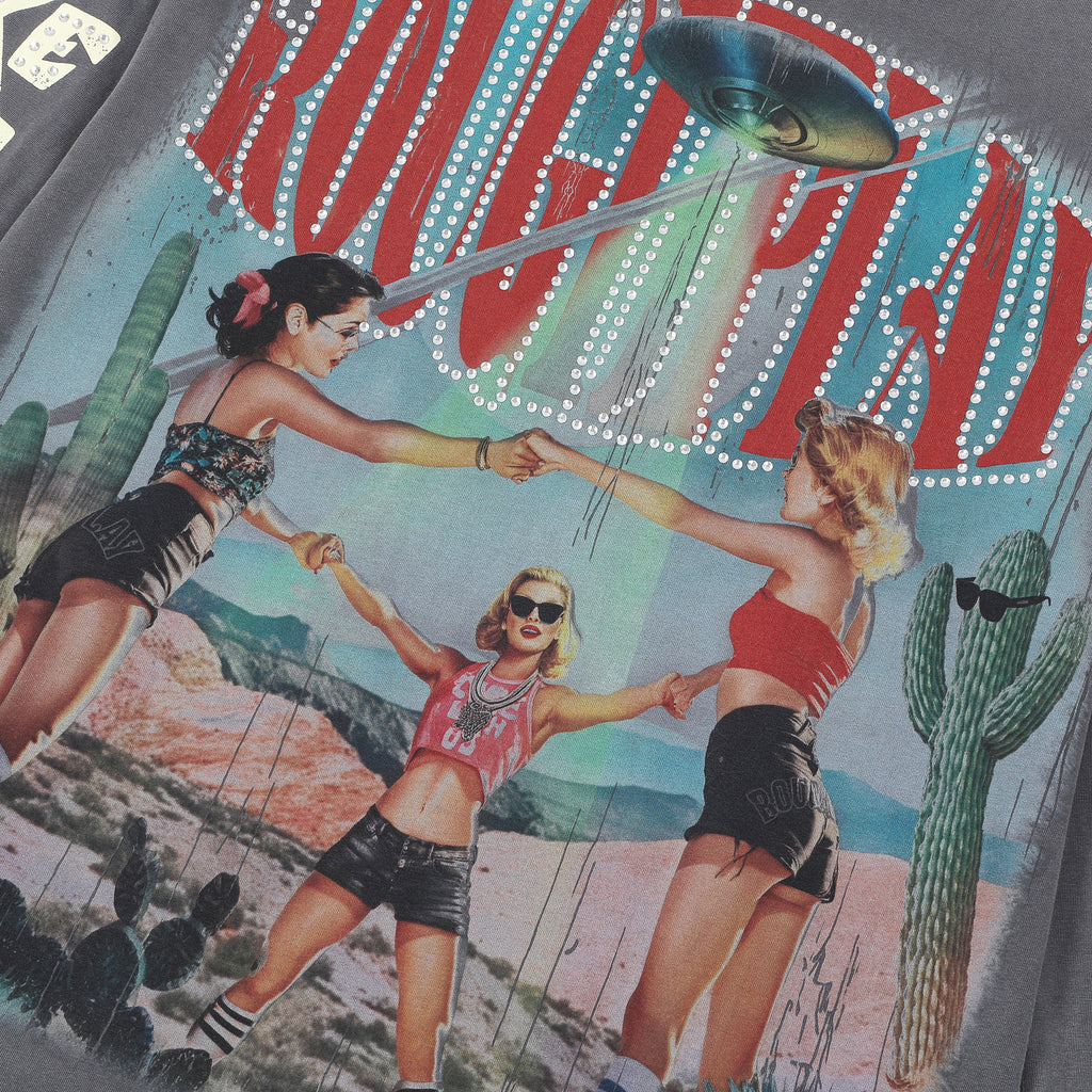 RoughPlay Desert UFO Retro Graphic Distressed Long Sleeve Tee