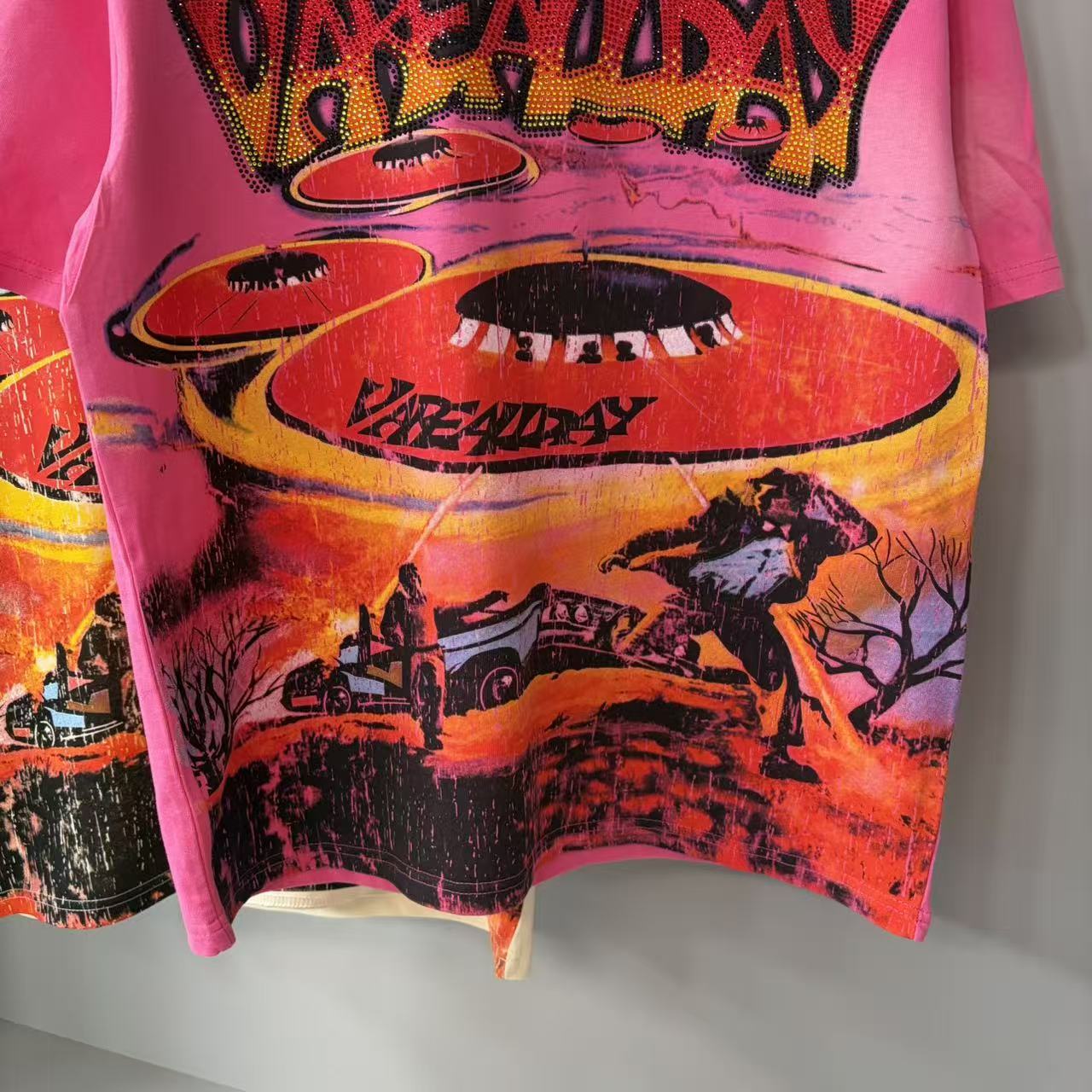 Vare All Day UFO Alien Western Desert Cropped T‑Shirt