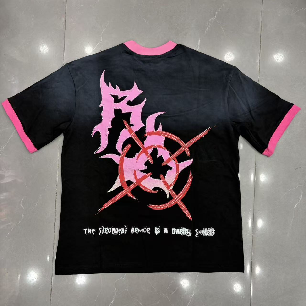 Royal Desert Angel Graphic Contrast Pink Ringer T‑Shirt