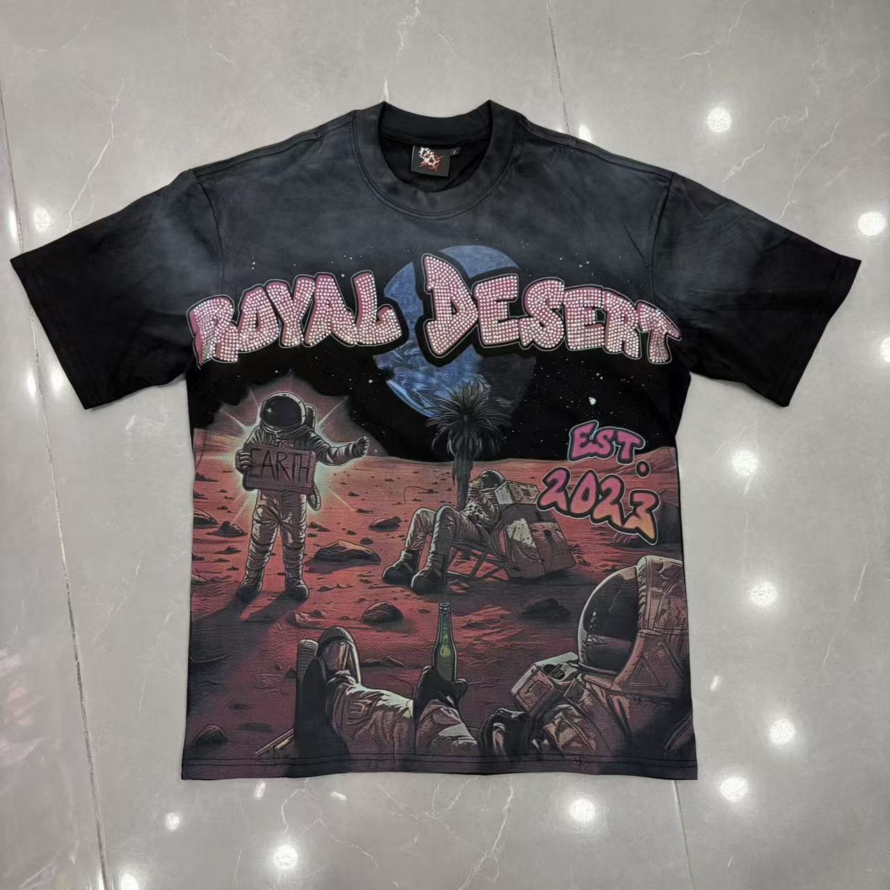 Royal Desert Astronaut Graphic Vintage T‑Shirt