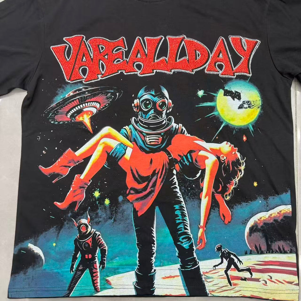 Vareallday Retro Sci‑Fi Alien Horror Graphic T‑Shirt