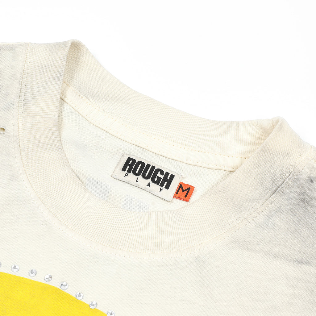 RoughPlay Cartoon Rabbit Graphic Distressed Tee