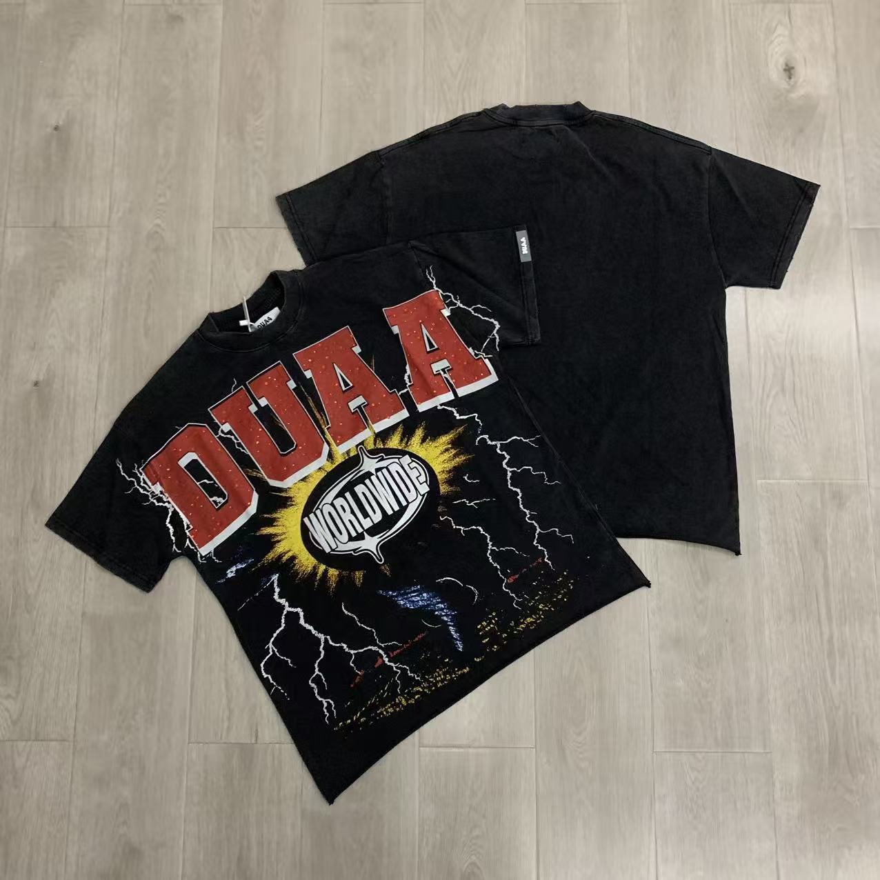 DUAA Worldwide Lightning Vintage Graphic T‑Shirt